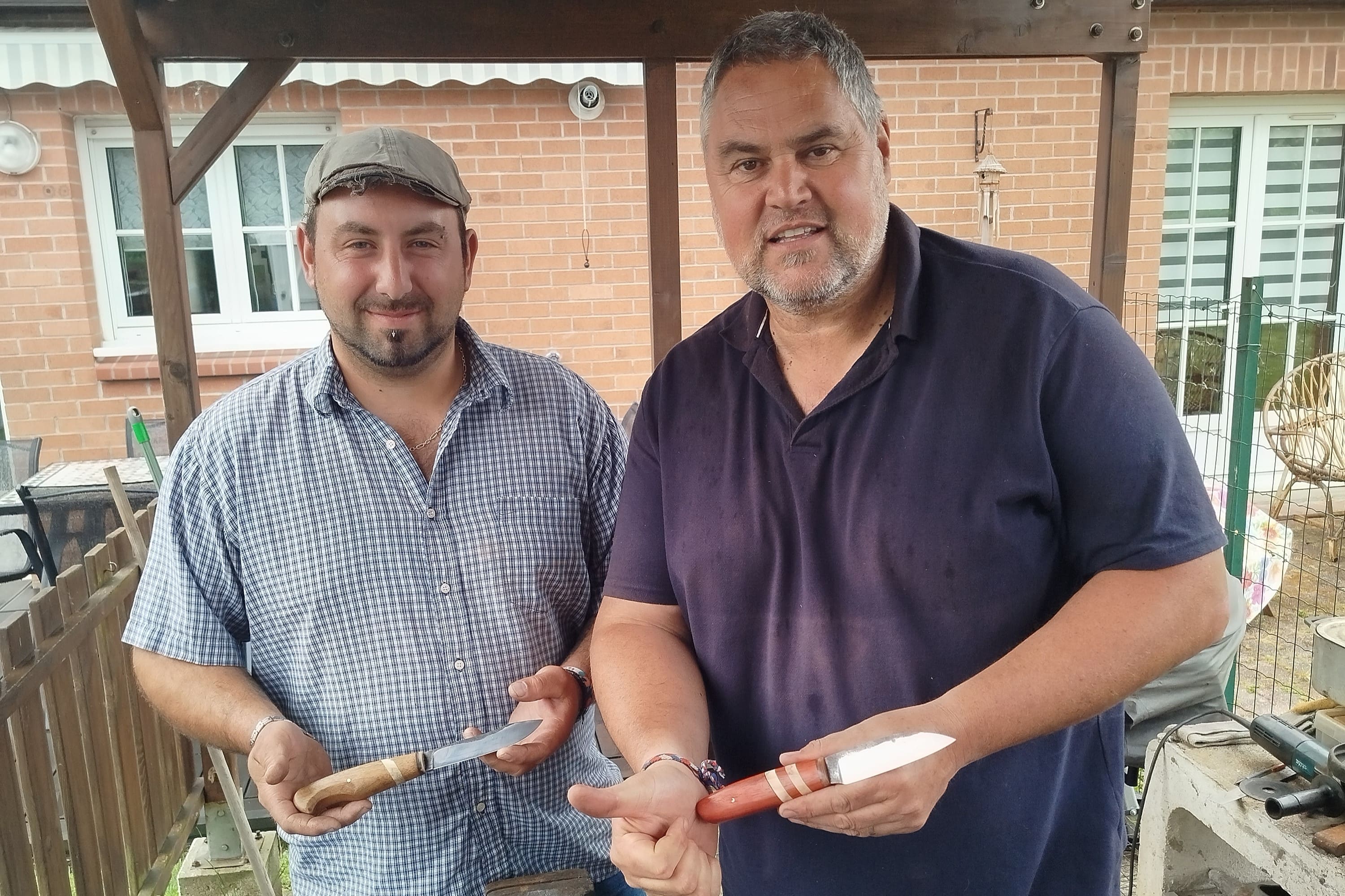 Francois et David, stagiaires de forge